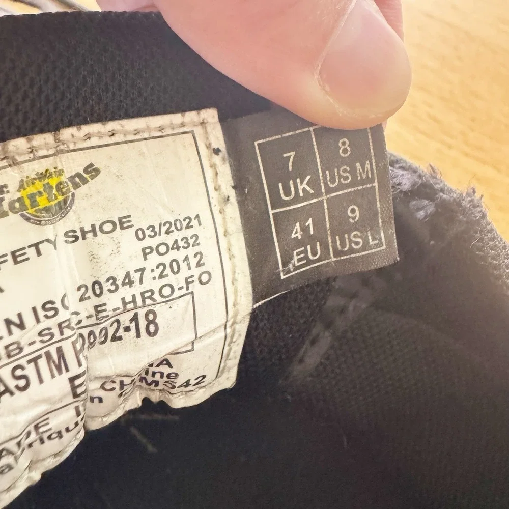 Dr.‎ Martens Men's Amwell SR Black Ankle Boots Size M8 W9 READ